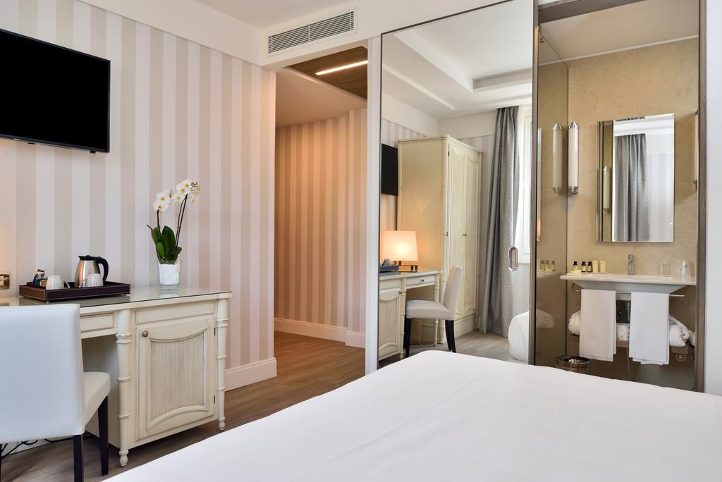 Hotel Firenze E Continentale La Spezia Bagian luar foto