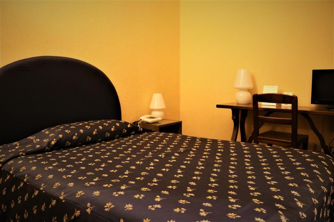 Hotel Firenze E Continentale La Spezia Bagian luar foto
